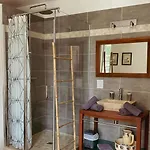 Hotel Maison Gramme Lussan (Gard)