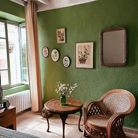 Hotel Chez Rosette De Lussan